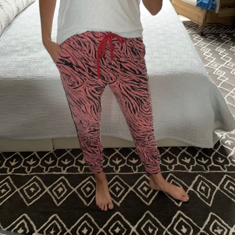 Sundry Pink Zebra Jogger Pants
